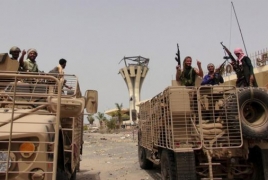 Saudi-backed forces “enter Yemeni port, open new front”