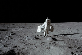 ESA plans series of manned lunar missions by 2020s