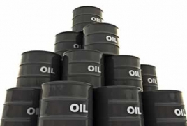 Oil price drop below $28 stirs oversupply concerns