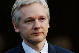 Assange says will surrender if UN panel rules against him