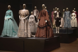 Rijksmuseum presents diverse fashion collection
