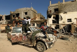 Libya government troops make gains in key town of Benghazi