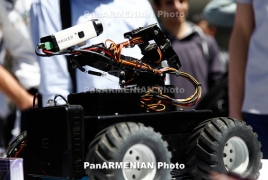В Армении создают новые кружки по роботостроению