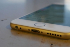 iPhone 8 “to sport a futuristic curved screen”