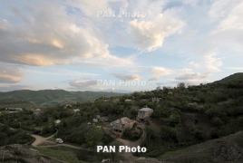 Azerbaijan shells Armenian border village, injures properties
