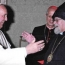 Папа Римский поздравил лидера армянской церкви в Аргентине с 25-летней годовщиной службы