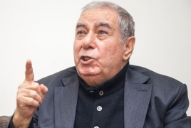 Против азербайджанского писателя Акрама Айлисли возбуждено уголовное дело по статье о хулиганстве