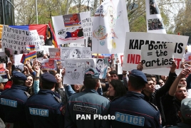 OSCE Minsk Group Co-chairs meet with protests in Yerevan