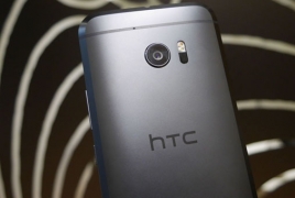 HTC 10 lands as metal-bodied super snapper