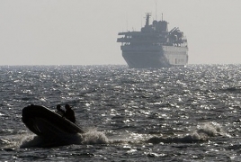 Российская флотилия отрабатывает  высадку десанта на Каспии