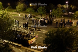 2 killed, 7 injured as blast hits bus in Armenia capital