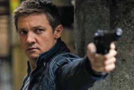 Weinstein Company nabs Elizabeth Olsen, Jeremy Renner’s “Wind River”