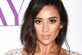 “Pretty Little Liars” star Shay Mitchell to toplie “Cadaver” thriller