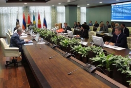 В ЕЭК обсудили работы по устранению барьеров и ограничений между странами ЕАЭС
