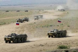 Российские военные в Армении проводят тактические учения со стрельбами