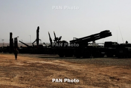 Moscow maintains parity in arms trade with Yerevan, Baku