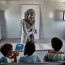 Greece to hire teachers to school migrant children from September