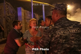 Оппозиционная партия «Наследие» назвала действия полиции в ходе столкновений в Ереване  проявлением грубой силы