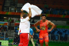 Армянский борец Максим Манукян потерпел поражение в первом поединке на Олимпиаде