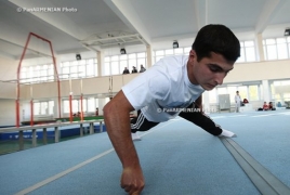 Езидский спортсмен Манвел Мамоян посвятил свой рекорд Гинесса павшим в Карабахе солдатам