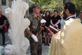 В Гюмри открыли памятник погибшим в апрельской войне в Карабахе армянским военнослужащим