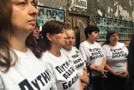 Russia detains Beslan mothers who blamed Putin for school tragedy