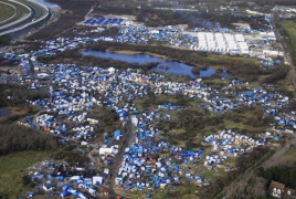 France wants to close Jungle migrant camp “in stages”