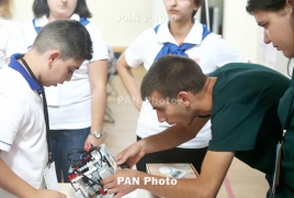 The Guardian назвал 5  главных достижений армянских школьников-роботостроителей