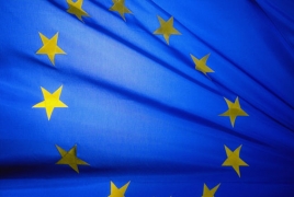 Juncker proposes EU military headquarters