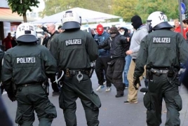 На востоке Германии произошло крупное столкновение беженцев с националистами