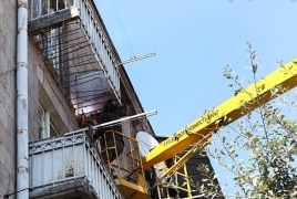 Երևանում 130 վթարային շքապատշգամբ է նորոգվելու 2016-ին