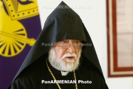 Catholicos Aram I arrives in Armenia ahead of its 25th Independence Day