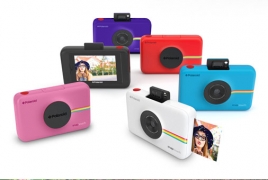 Polaroid's digital camera with inkless printing to ship in October