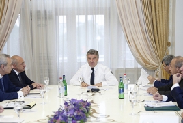 Карапетян: Новое правительство рассматривает общество в качестве партнера