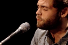 Passenger beats Shawn Mendes to the top of British charts