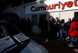Turkey puts 9 opposition Cumhuriyet staff, chief editor under arrest
