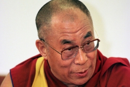 Exiled Dalai Lama says will visit Trump