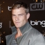 Alan Ritchson joins zombie actioner “Office Uprising”