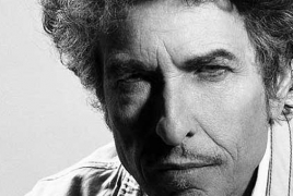 Bob Dylan admits he never considered lyrics to be “literature”