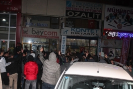 Թուրքիայում քրդամետ կուսակցության գրասենյակի վրա 150 հոգանոց խումբ է հարձակվել
