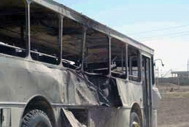Боевики подожгли 6 эвакуационных автобусов в сирийском Идлибе