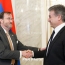 Карапетян и Миллс обсудили вопросы антикоррупционной политики в Армении