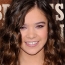 Hailee Steinfeld confirms her return for “Pitch Perfect 3”