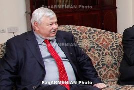 Каспршик обсудил с главой Минобороны Азербайджана ситуацию на линии карабахского фронта