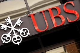 UBS annual net profits plummet by 46%