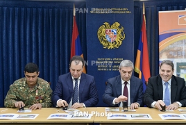 Երկու  նամականիշ է մարվել՝ նվիրված  հայկական բանակի կազմավորման 25-ամյակին
