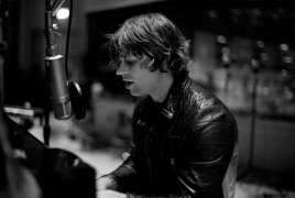 Ryan Adams covers Radiohead’s “Karma Police” in opposition to Trump