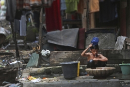 4 richest Indonesians have more wealth than poorest 100 million