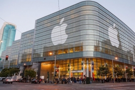 Apple shareholders overwhelmingly reject diversity proposal