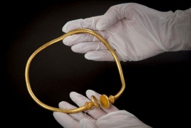 Ancient Celtic art unearthed in “unique” gold hoard